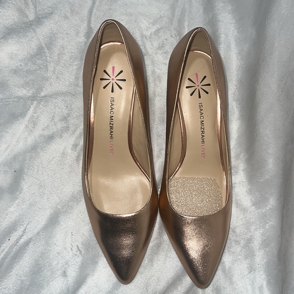 ISAAC MIZRAHI, Blush Powder Leather Heels, Brand New, 7.5 - Picture 2 of 4
